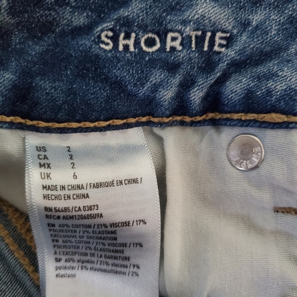 American Eagle Destroyed Jean Shortie shorts - Picture 6 of 6